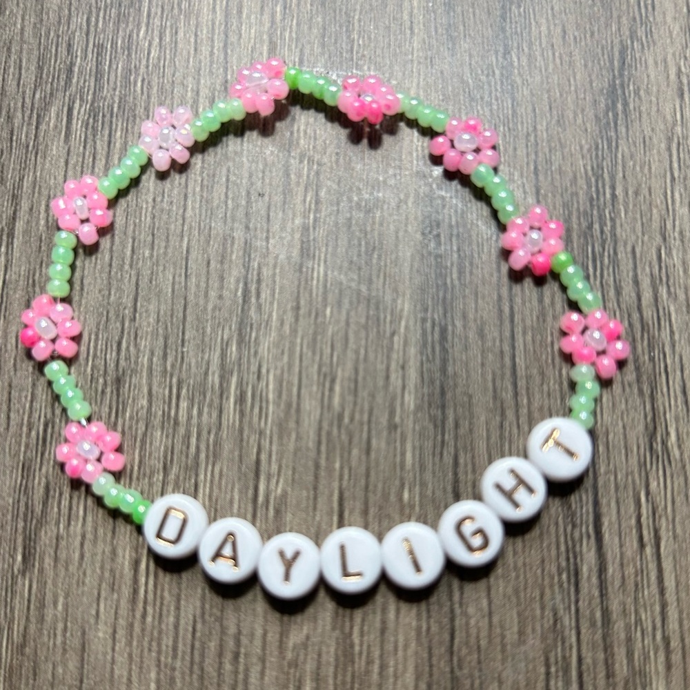 Daylight Daisy Bracelet